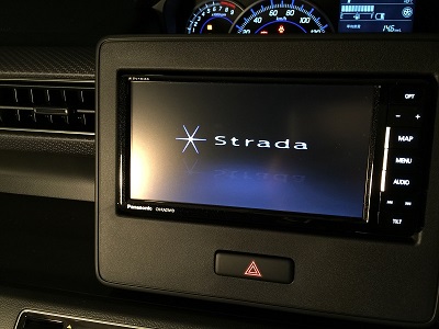 画像 ワゴンR スズキ カーナビ カーナビゲーション パナソニック ストラーダ CN-RA03WD フロントカメラ バックカメラ 取り付け 加工 工賃 価格 安い 持ち込み 愛知県 岐阜県 三重県 名古屋市 一宮市 岐阜市 北名古屋市 小牧市 稲沢市 春日井市 瀬戸市 扶桑町 大口町 津島市 あま市 愛西市 清須市 犬山市 江南市 岩倉市 日進市 長久手市 東郷町 大府市 豊明市 東海市 知多市 常滑市 半田市 東浦町